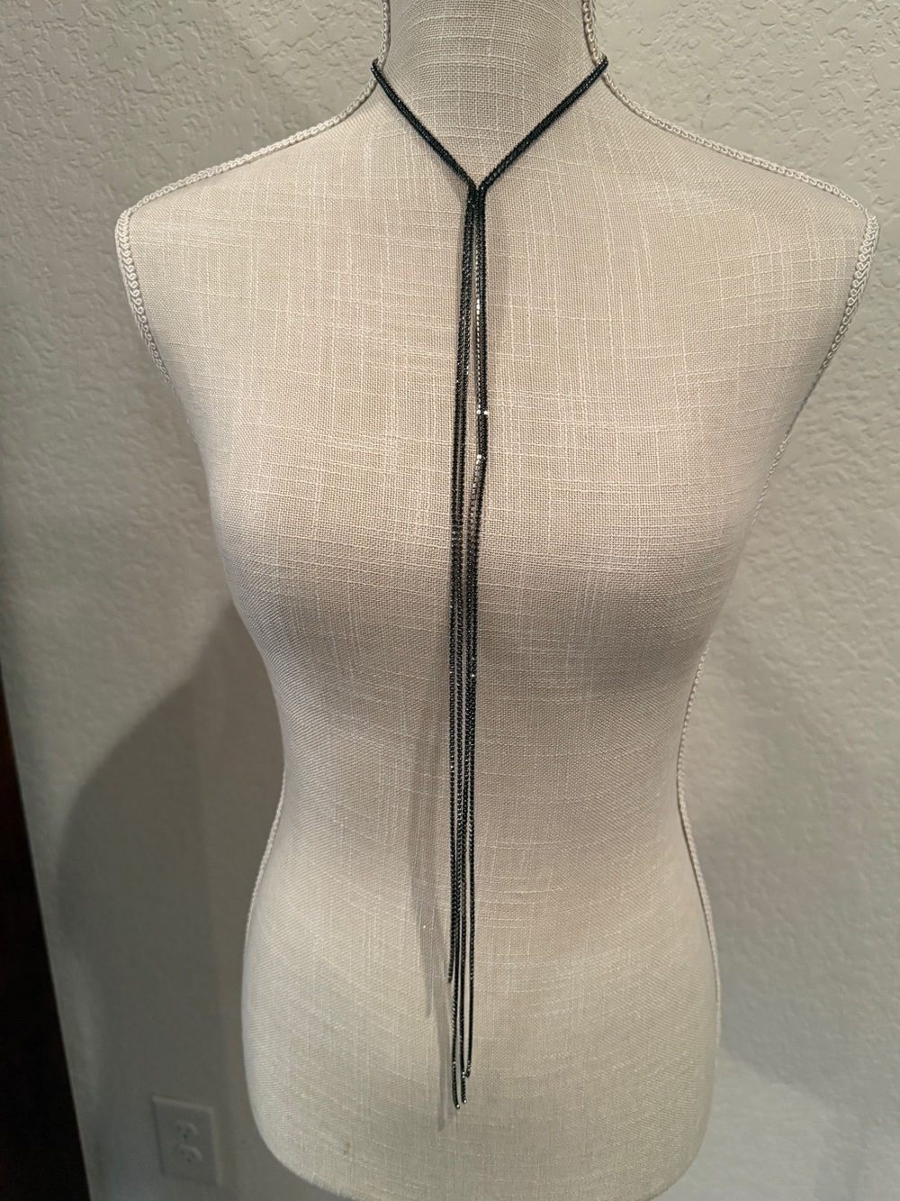 Long Black Beaded Lariat Necklace